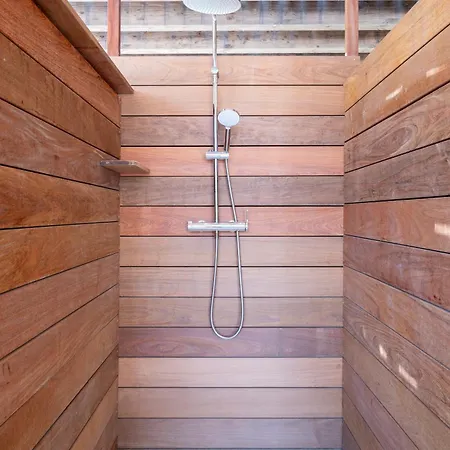 Avec Piscine Et Vue A 230m De La Villa Zonza