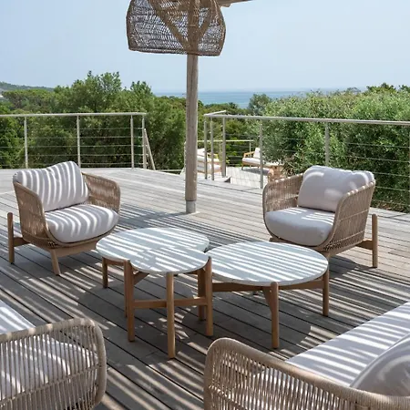 Avec Piscine Et Vue A 230m De La * Zonza