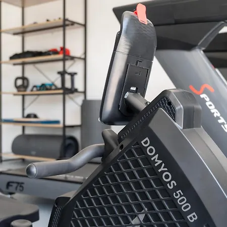 Avec Piscine Et Vue A 230m De La Villa Zonza