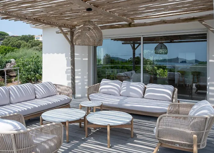 Villa Avec Piscine Et Vue à 230m De La Zonza