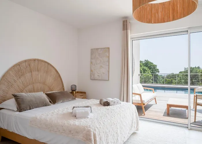 Avec Piscine Et Vue A 230m De La ヴィラ *
