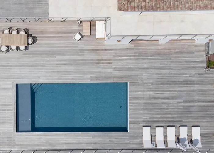 ヴィラ Avec Piscine Et Vue A 230m De La *